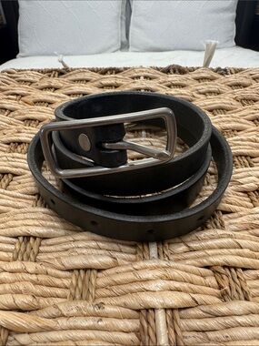 Classic Black Leather Men's Belt with Silver Buckle Size 36 , 45 inches long
